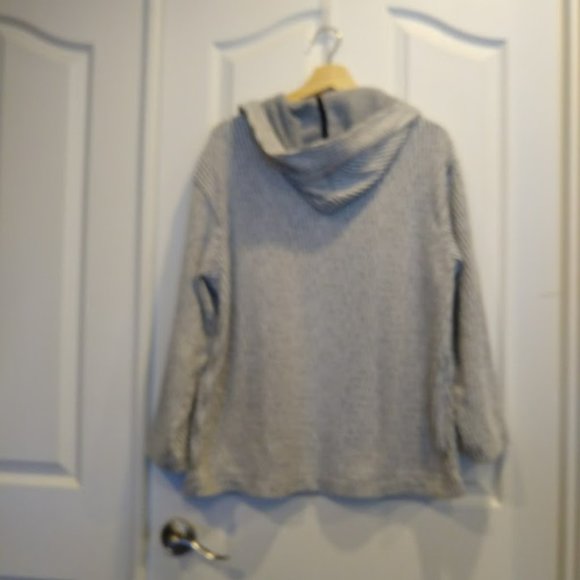 Liverpool Open Hooded Jacket Small - Picture 4 of 8